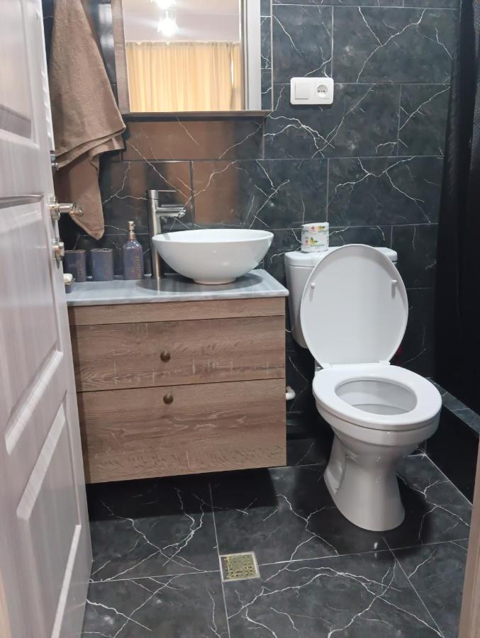Mary'S Cozy & Lovely Studio On Very Quiet Khosharauli Street Tbilisi Exterior photo