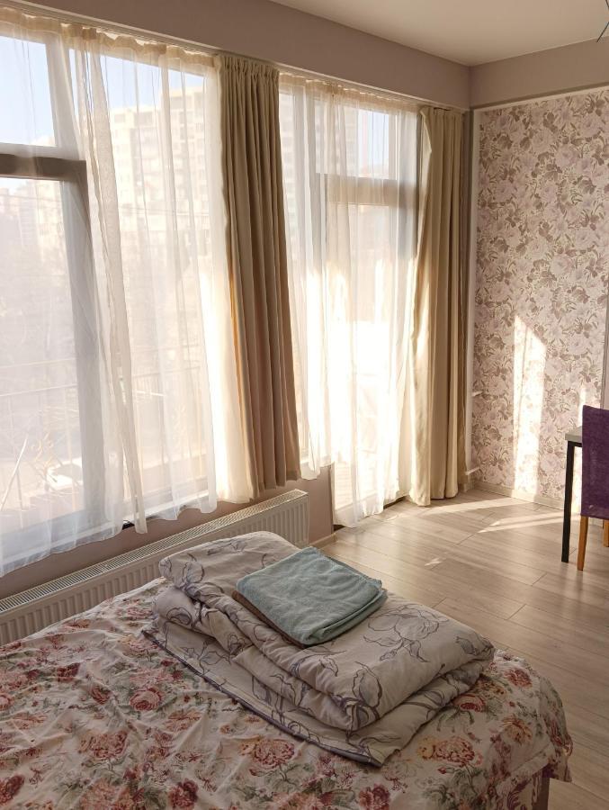 Mary'S Cozy & Lovely Studio On Very Quiet Khosharauli Street Tbilisi Exterior photo